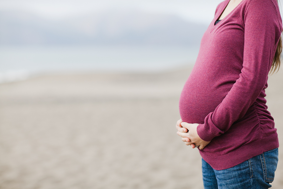 baker beach maternity session, san francisco, laurel and stephen, golden gate bridge
