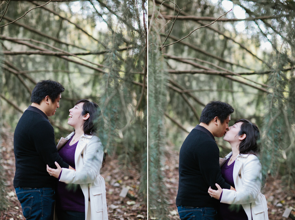 san_francisco_maternity_photographer, tilden park maternity session, tilden park, berkeley maternity photographer, christmas maternity session, christmas card session, nature maternity session, berkeley bontanical gardens photoshoot