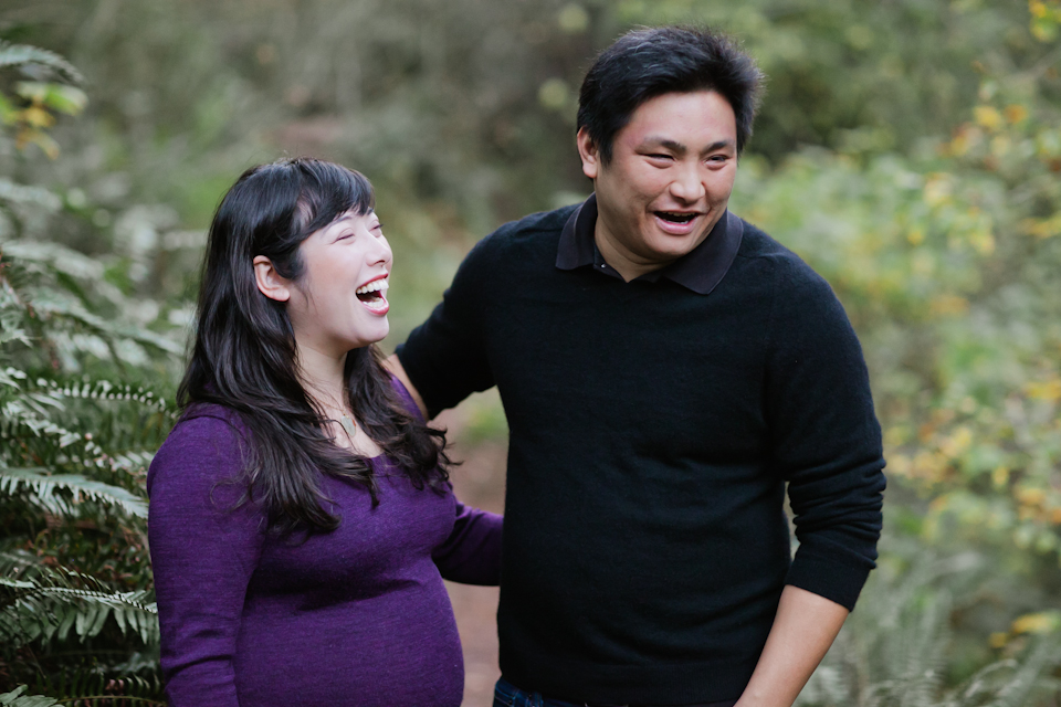 san_francisco_maternity_photographer, tilden park maternity session, tilden park, berkeley maternity photographer, christmas maternity session, christmas card session, nature maternity session, berkeley bontanical gardens photoshoot