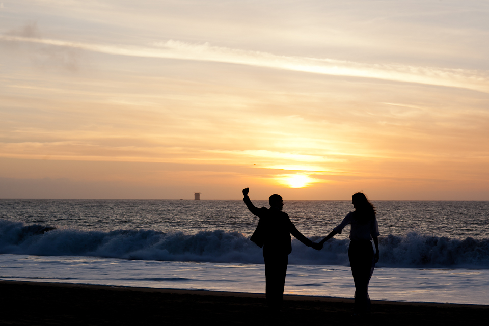 san francisco rustic engagement session, legion of honor engagement, rustic engagement session, architecture couple photography, etsy & sign, lands end trail, save the dates, baker beach engagement, golden gate bridge, ocean water, silhouette