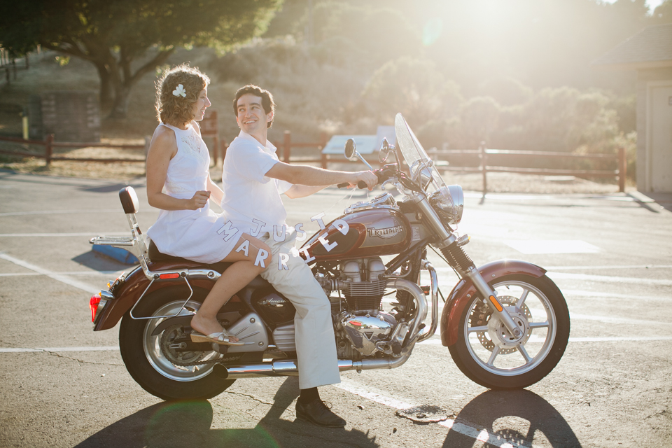 china camp state park wedding, san rafael wedding photographer, elope, elopement wedding, intimate wedding, rustic wedding, untraditional wedding, golden light portraits, rustic steam boat, vintage steam boat, lake, water, small ceremony, diy brides