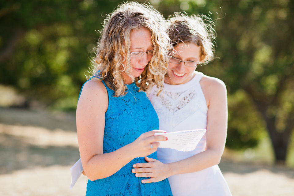 china camp state park wedding, san rafael wedding photographer, elope, elopement wedding, intimate wedding, rustic wedding, untraditional wedding, golden light portraits, rustic steam boat, vintage steam boat, lake, water, small ceremony, diy brides