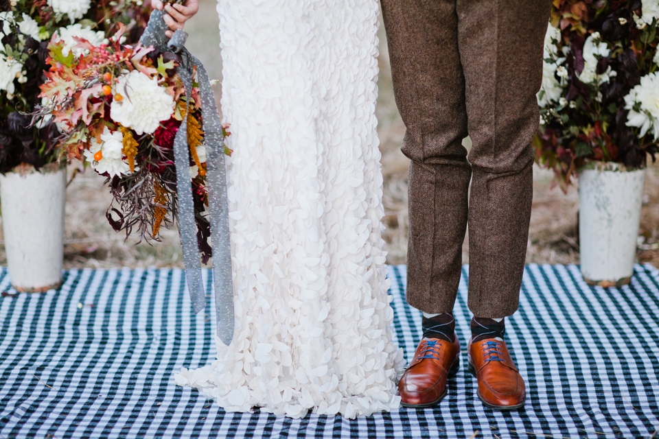 one true love vintage rentals, styled the workshop, amanda o'shannessy, amanda o' creative, olympia's valley estate, petaluma engagement, wedding, skyla arts makeup, head over heels with melanie, styled engagement session, pretty couple
