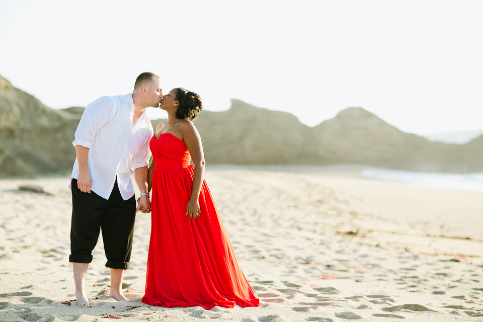 san francisco engagement session, san francisco engagement photographer, bay area wedding photographer, golden light, california wedding photography, jasmine lee photography, half moon bay wedding, ritz carlton hotel wedding, post wedding, beach wedding, post wedding session, cowell ranch beach photos, married couple