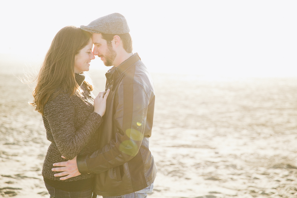 san francisco engagement session, san francisco engagement photographer, bay area wedding photographer, golden light, california wedding photography, jasmine lee photography, portrero hill engagement, ocean beach engagement, graffiti wall engagement, urban engagement