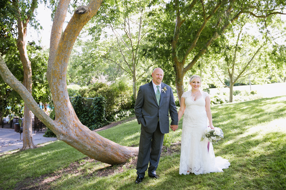 east bay wedding photographer, bay area wedding photography, outdoor wedding, succulent wedding theme, diy wedding, florali florals, sycamore clubhouse, danville wedding, rustic wedding, diy succulent doors, wicked trees, off camera flash, creative photos, intimate small wedding, tickled events, candid photos, jasmine lee photography