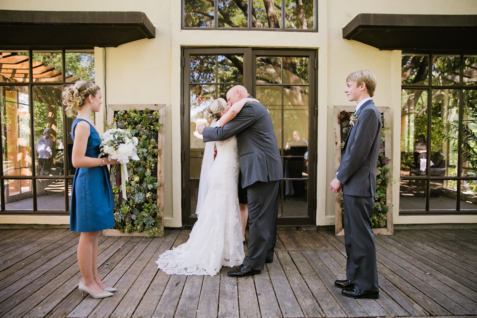 east bay wedding photographer, bay area wedding photography, outdoor wedding, succulent wedding theme, diy wedding, florali florals, sycamore clubhouse, danville wedding, rustic wedding, diy succulent doors, wicked trees, off camera flash, creative photos, intimate small wedding, tickled events, candid photos, jasmine lee photography