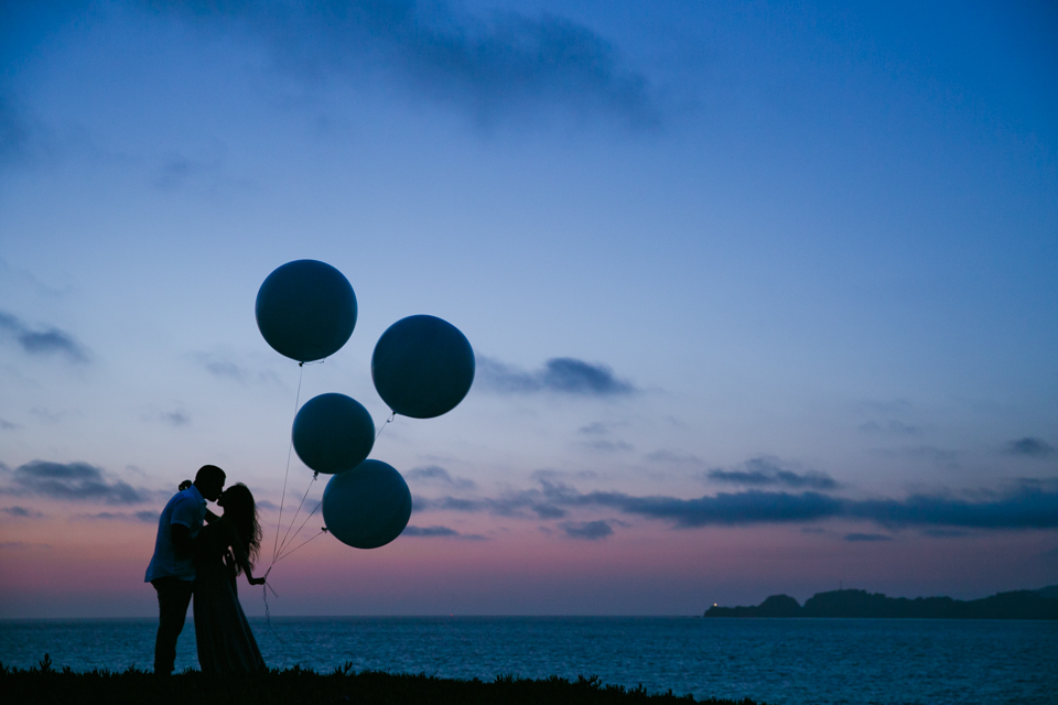 san francisco engagement photography, pier 7, urban engagement, weather balloons, shiba inu, napa couple engagement, golden light, whimsical engagement, picnic themed engagement, macaroons, macaron, creative engagement photography, bay area wedding photographer, charmed events group, jasmine lee photography