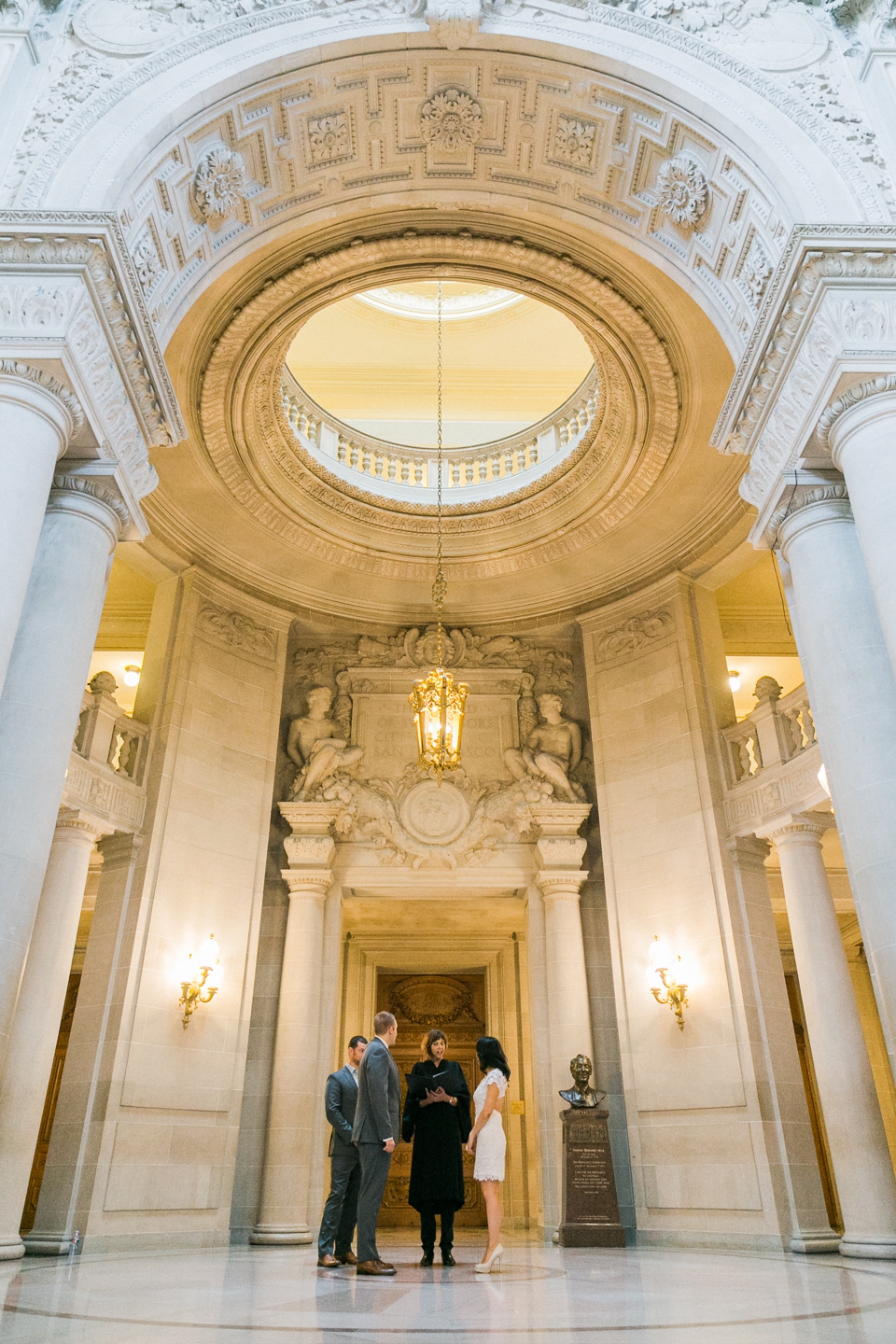 san_francisco_city_hall_elopement_0005.jpg