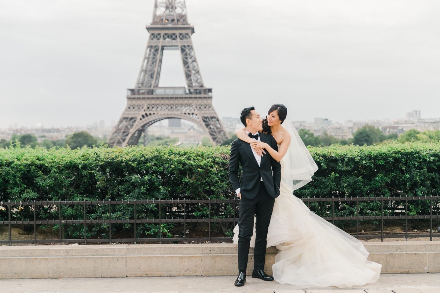 paris_eiffel_tower_jardin_du_tuileries_palais_royal_wedding_022.jpg