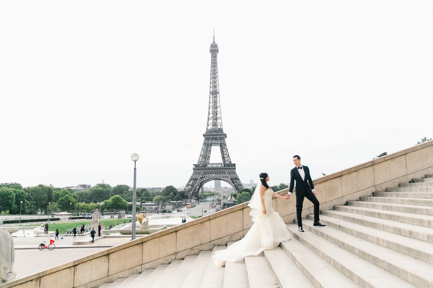 paris_eiffel_tower_jardin_du_tuileries_palais_royal_wedding_028.jpg