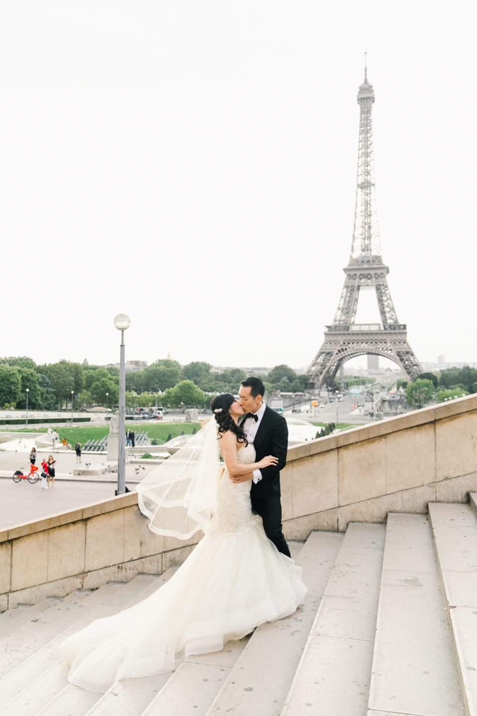 paris_eiffel_tower_jardin_du_tuileries_palais_royal_wedding_031.jpg