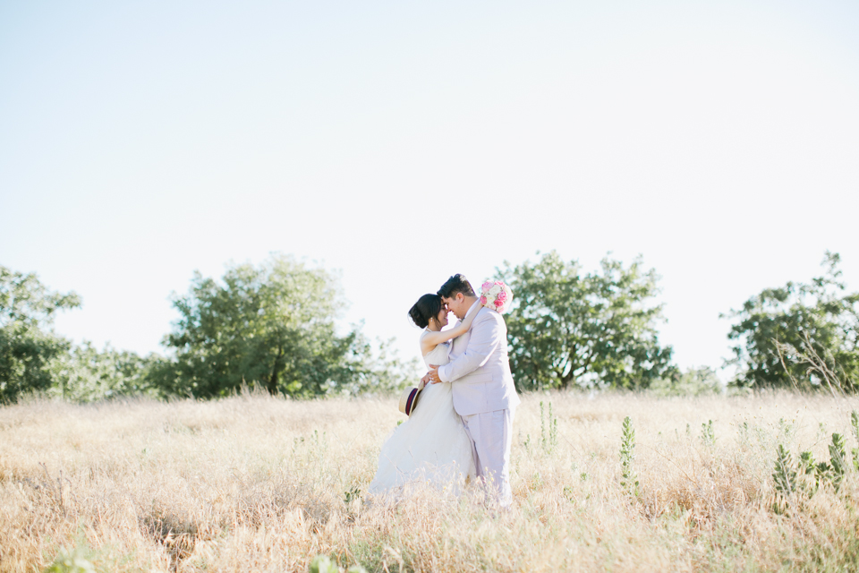 brownstone gardens wedding, oakley wedding, wedding photography, rustic wedding, diy wedding, chic wedding, open field wedding, dried grass wedding, bride and groom, east bay wedding photographer