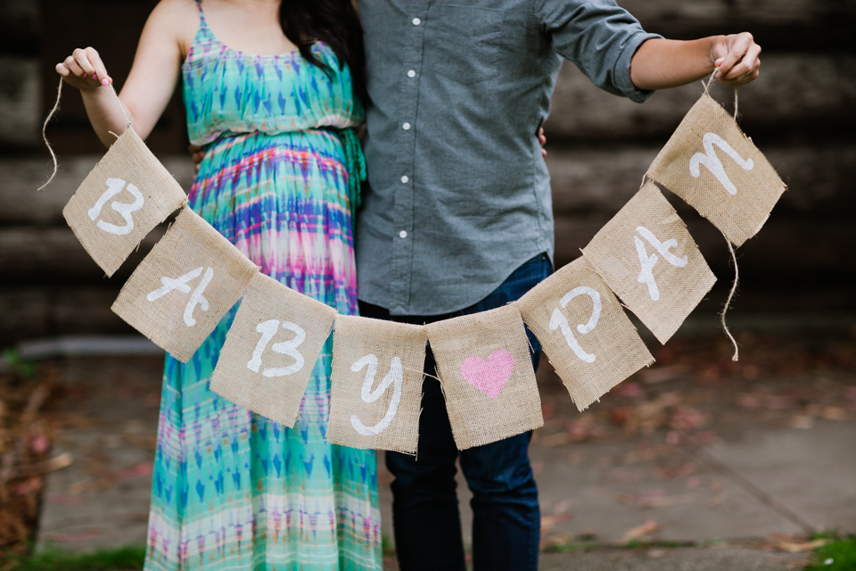 san francisco maternity photographer, pregnancy photo shoot, pregnant photos, golden gate park, maternity session, san francisco photographer, diy props, burlap banner