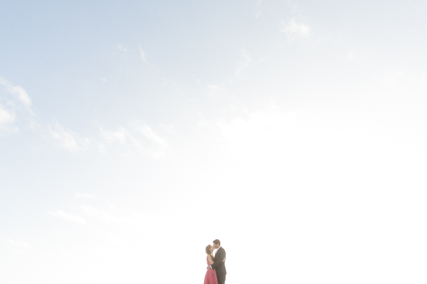 San_Gregorio_cliffs_Ritz_carlton_half_moon_bay_engagement_013.jpg