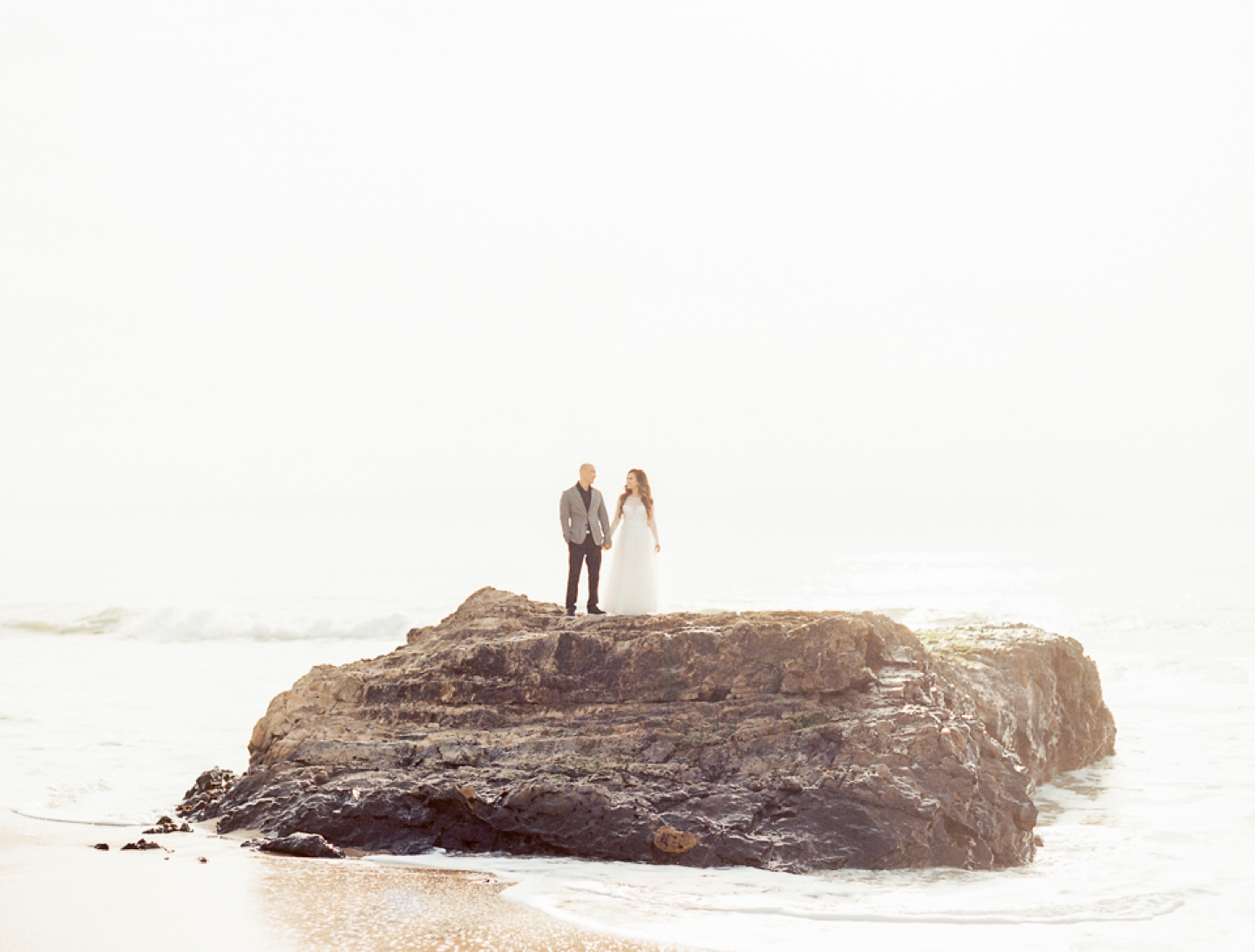 ritz_carlton_half_moon_bay_beach_engagement_0020.jpg