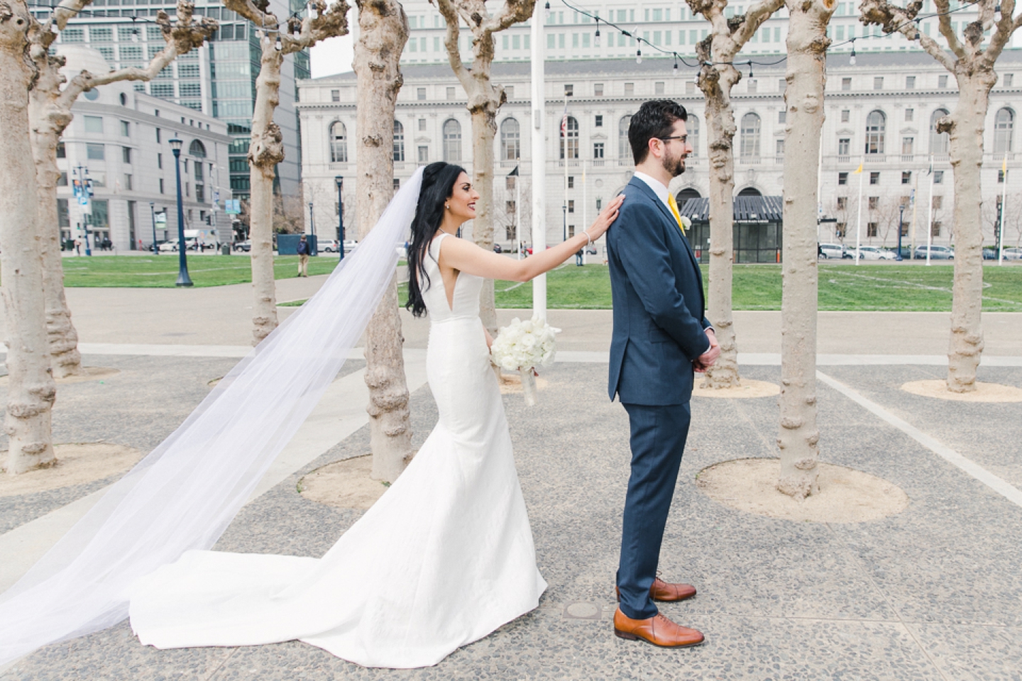 san_francisco_city_hall_palace_of_fine_arts_wedding_0002.jpg