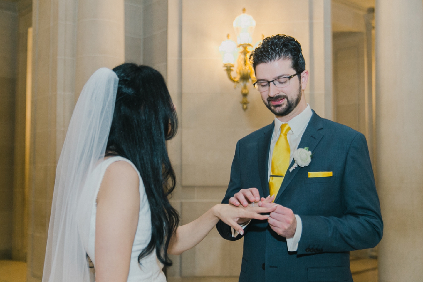 san_francisco_city_hall_palace_of_fine_arts_wedding_0009.jpg