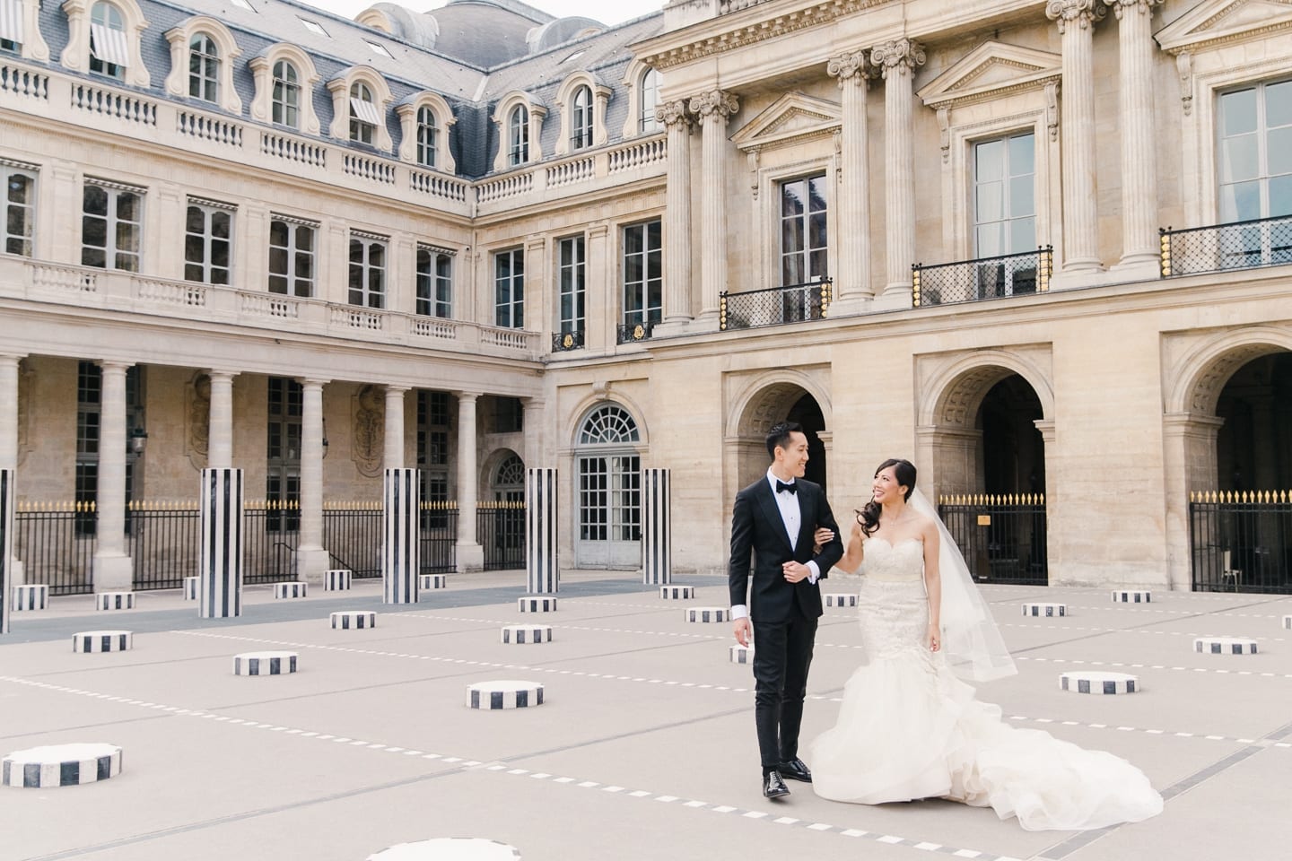 paris_eiffel_tower_jardin_du_tuileries_palais_royal_wedding_001.jpg