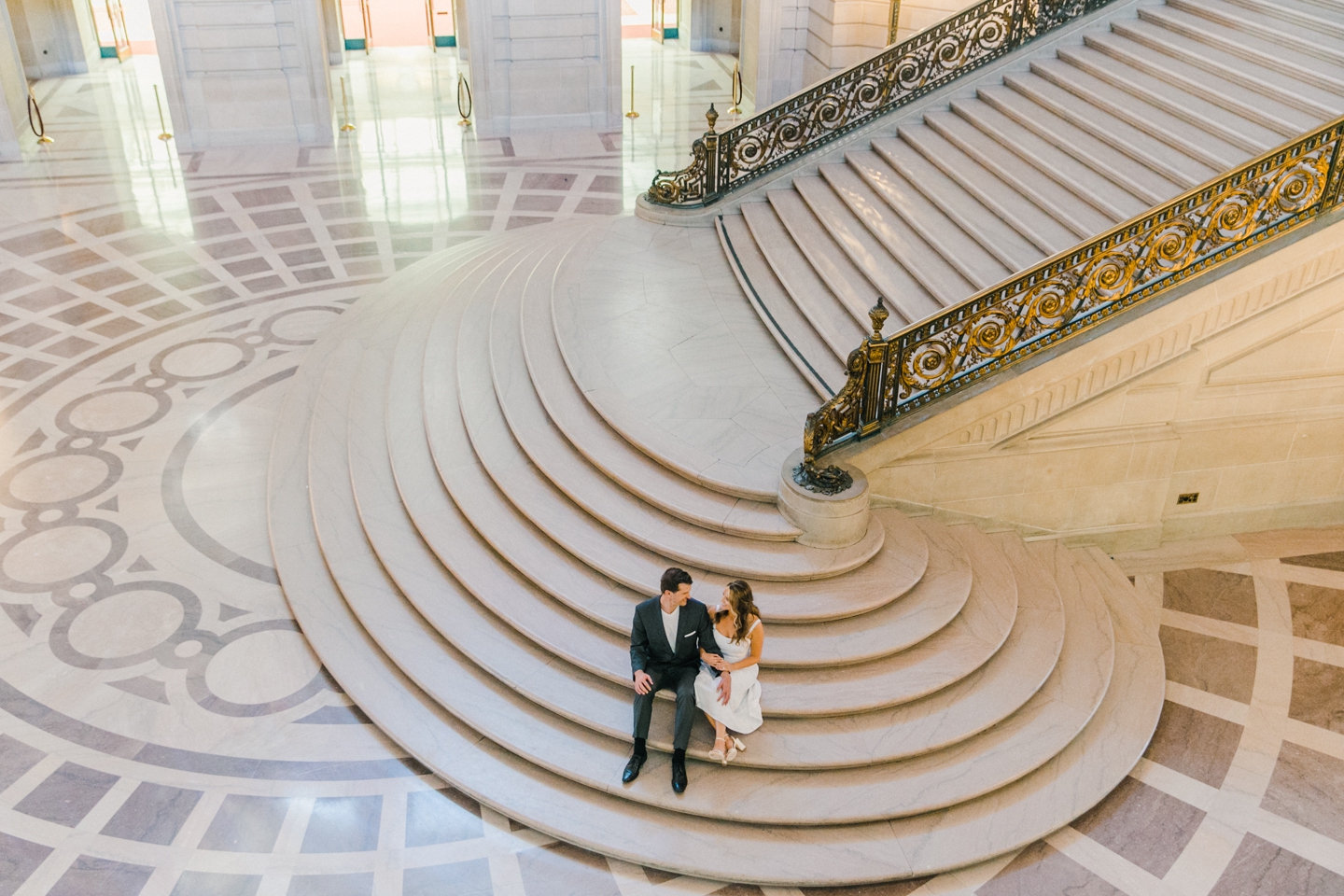 city_hall_palace_of_fine_arts_engagement_007.jpg