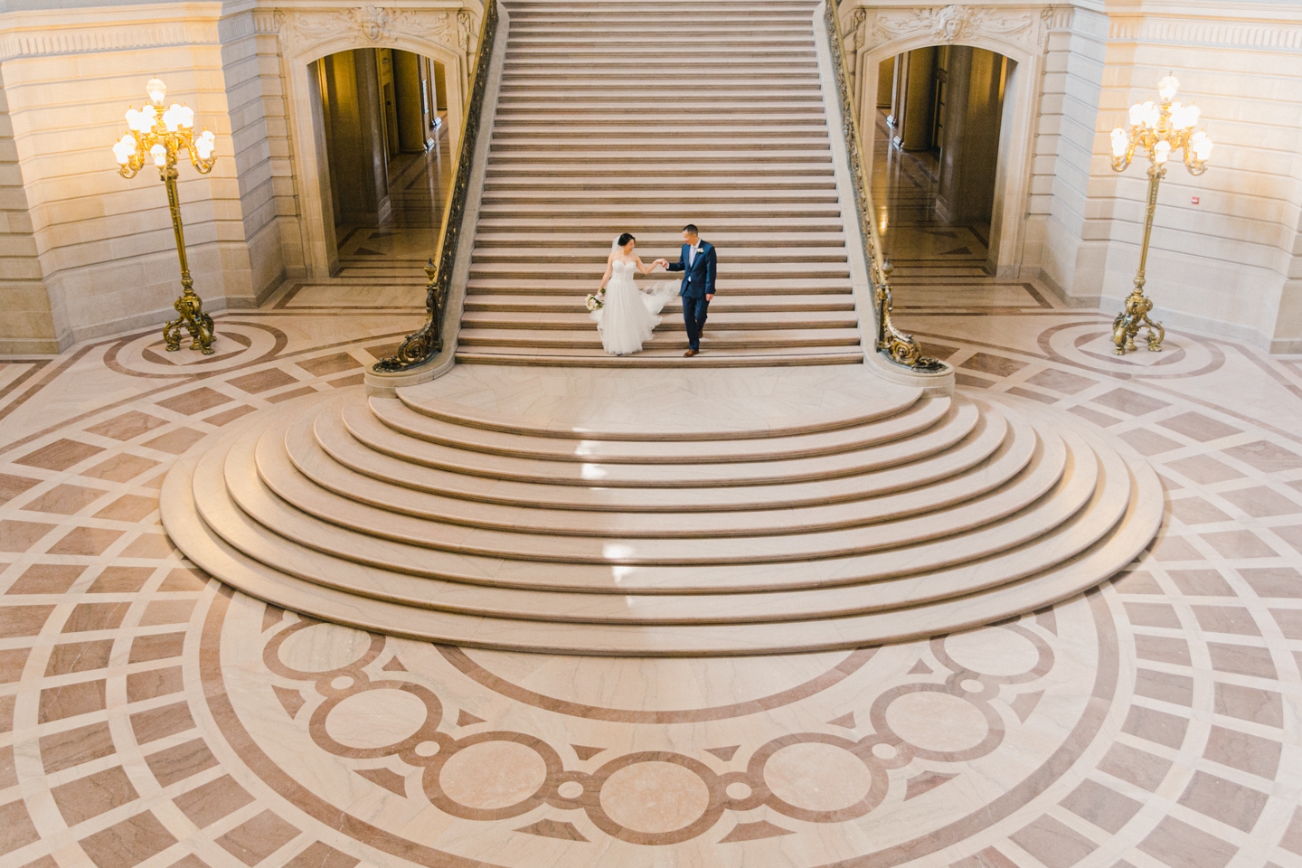 san_francisco_city_hall_4th_floor_wedding_018.jpg