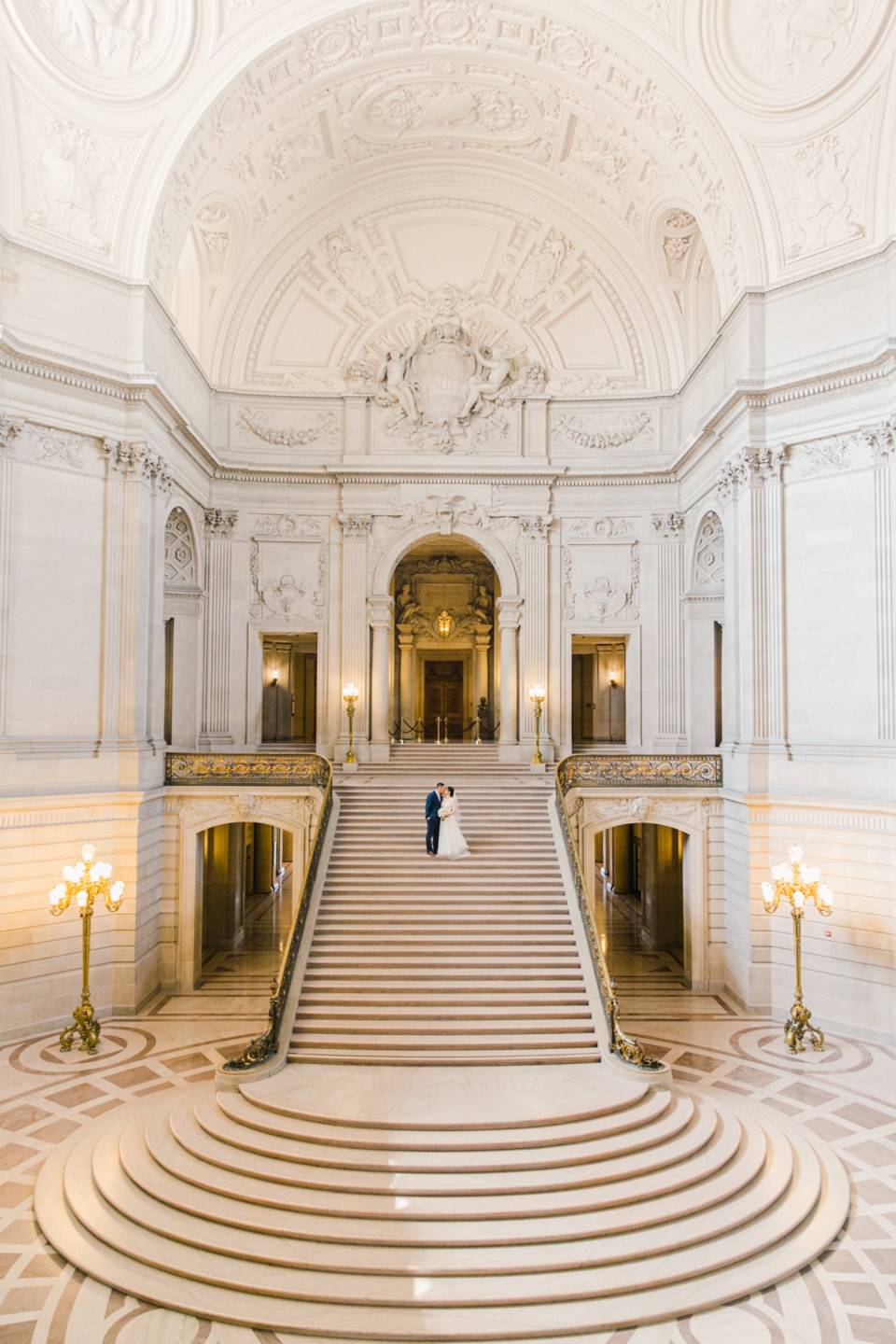 san_francisco_city_hall_4th_floor_wedding_022.jpg