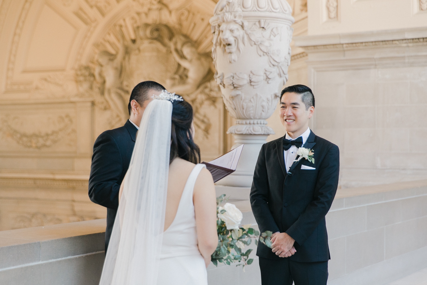 san_francisco_city_hall_wedding_011.jpg