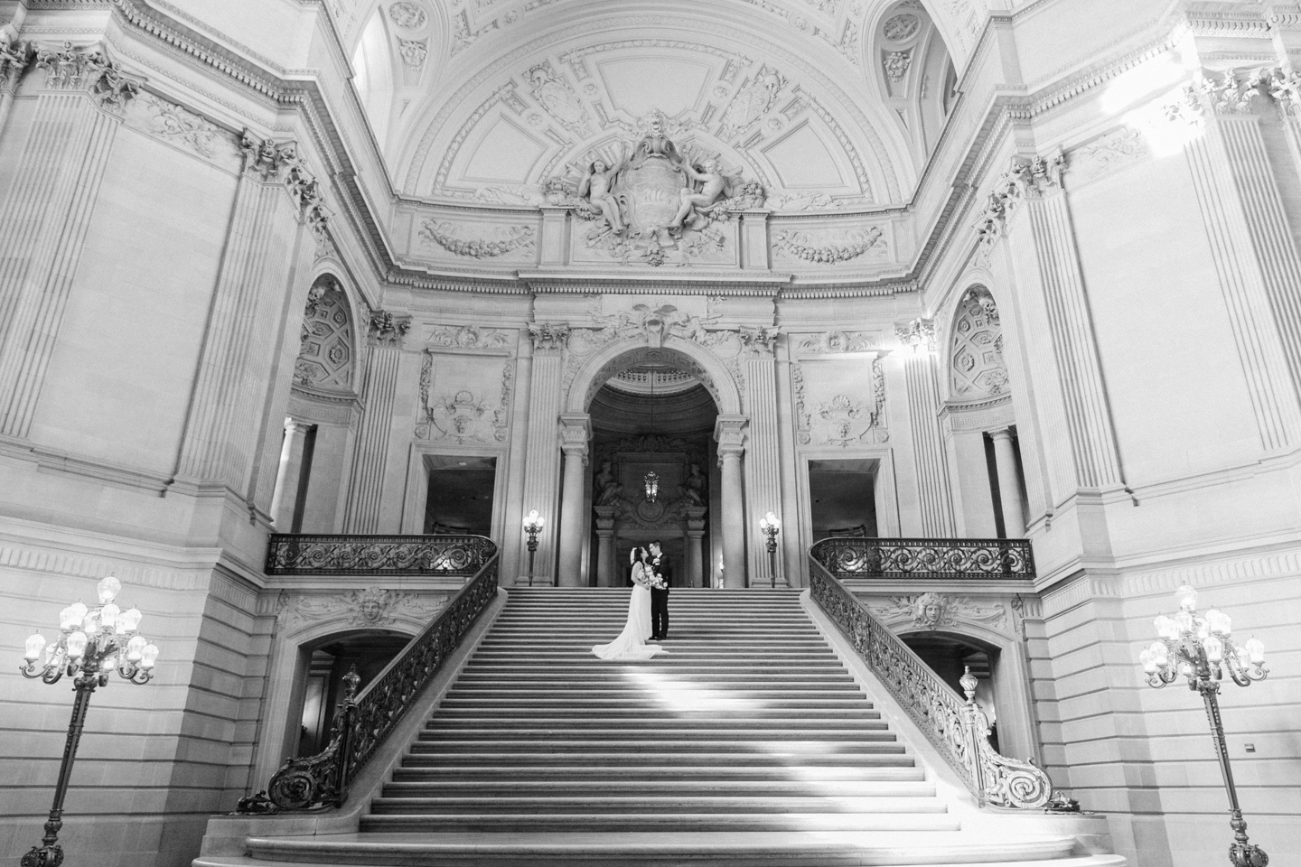 san_francisco_city_hall_wedding_027.jpg