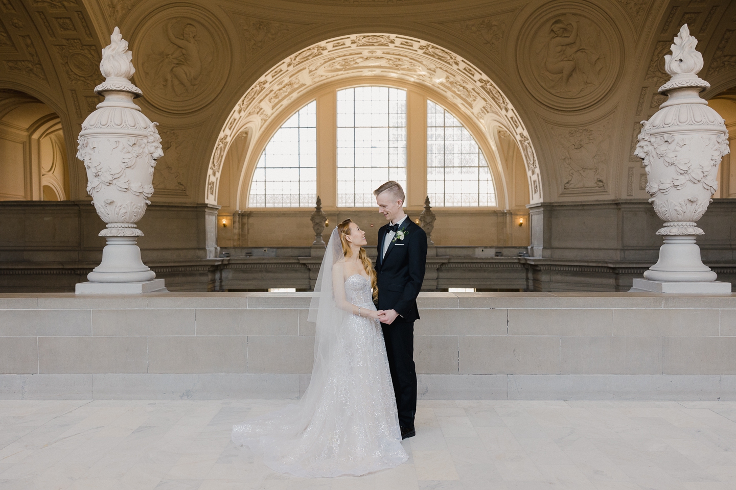 san_francisco_city_hall_wedding_0014.jpg