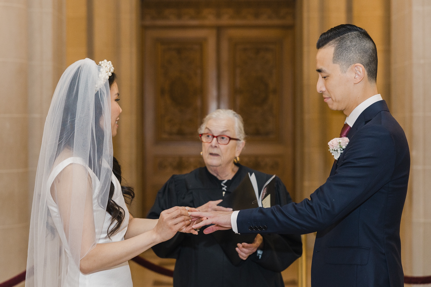 san_francisco_city_hall_civil_ceremony_015.jpg