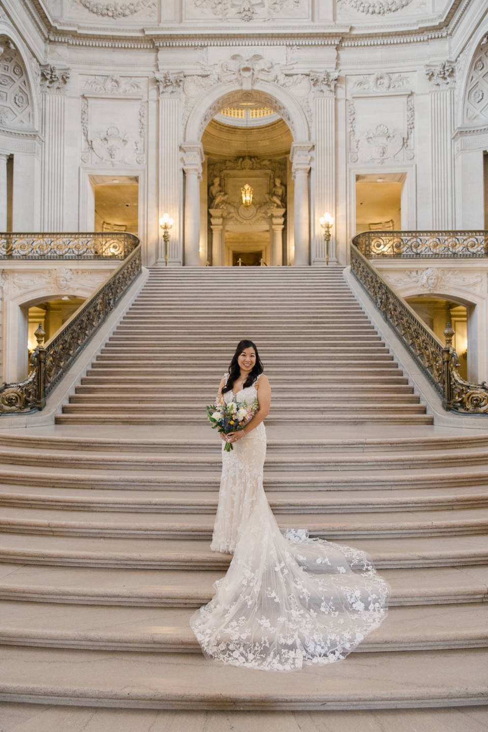 san_francisco_city_hall_wedding_003.jpg